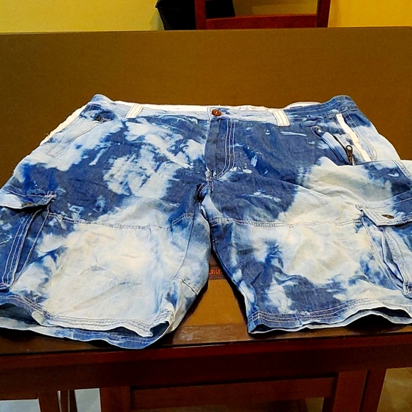 AKOO BRAND SHORTS size 40 - Picture 1 of 4